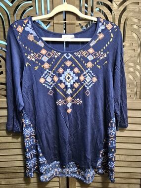 Embroidered Navy Scoop-Neck Tunic Top